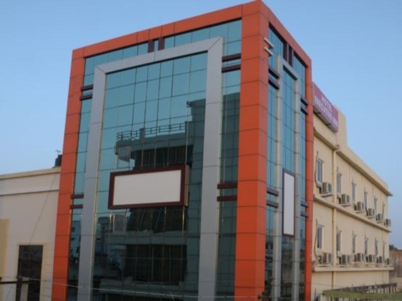 Hotel Executive Inn Vijayawāda Eksteriør bilde